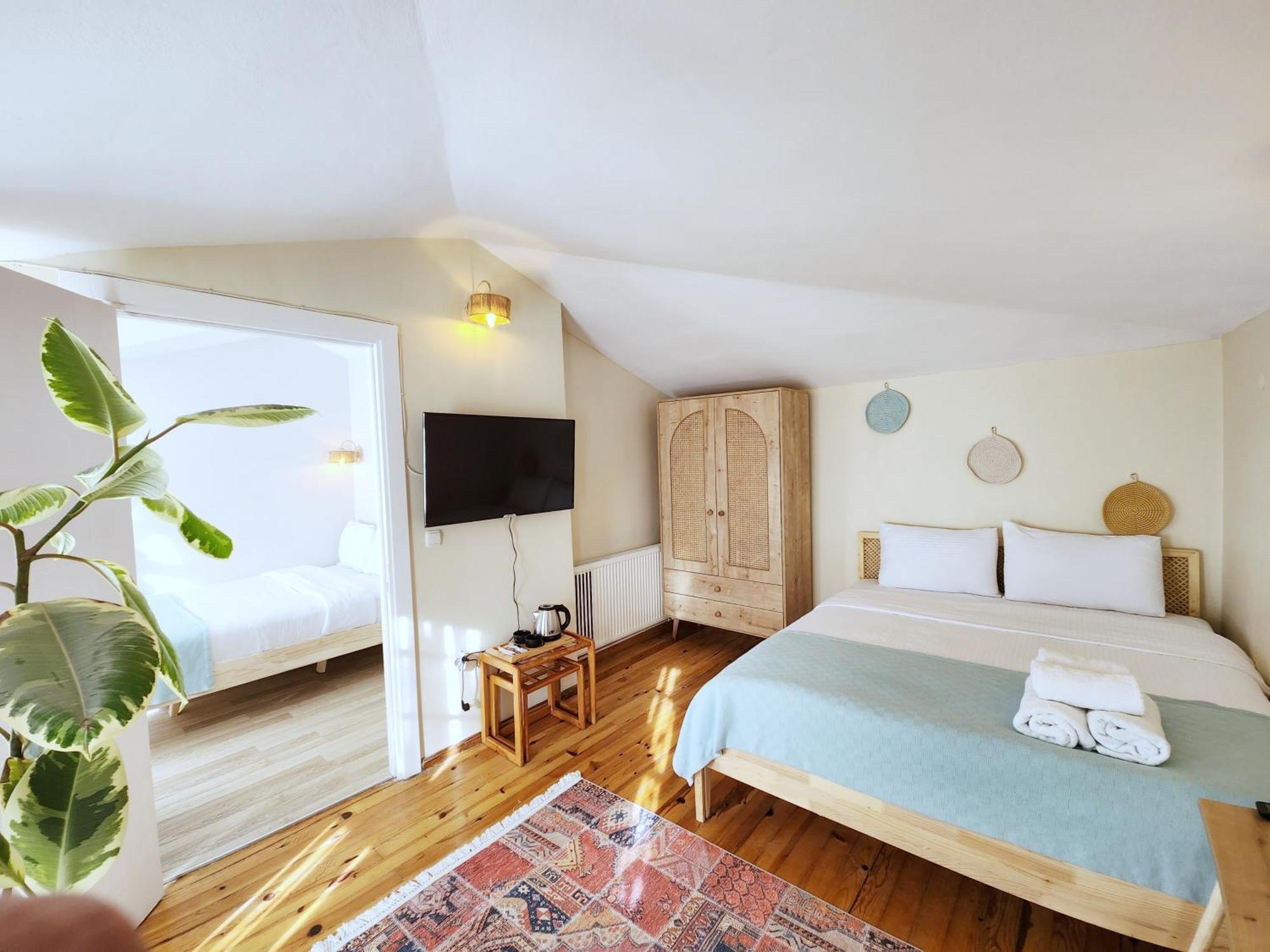 Aya Butik Otel Adalar Exterior foto